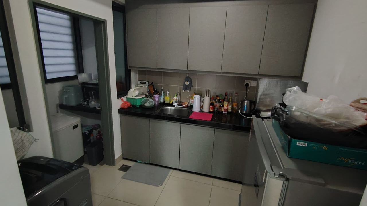Palace Court Condo - photo 6