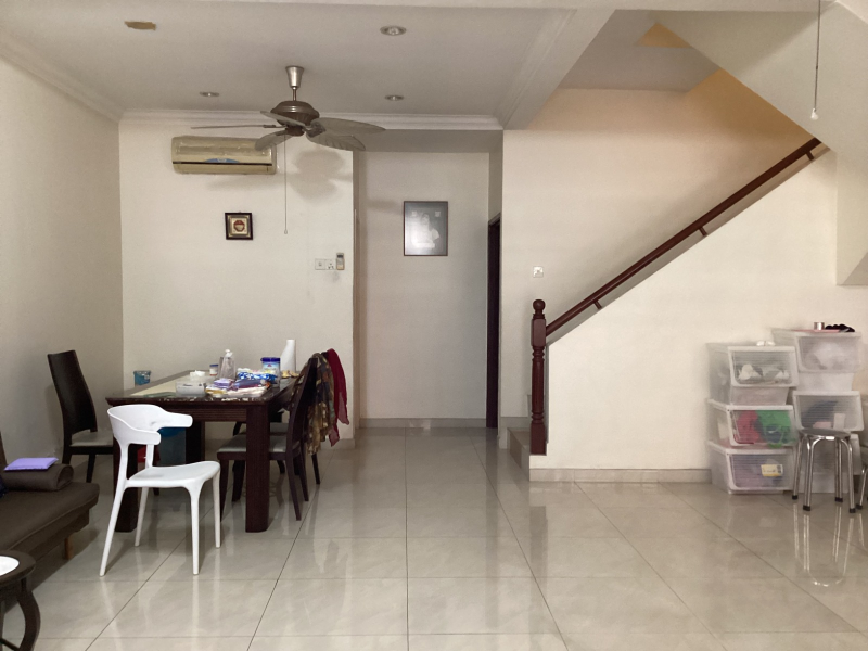 Puteri 10 - photo 1