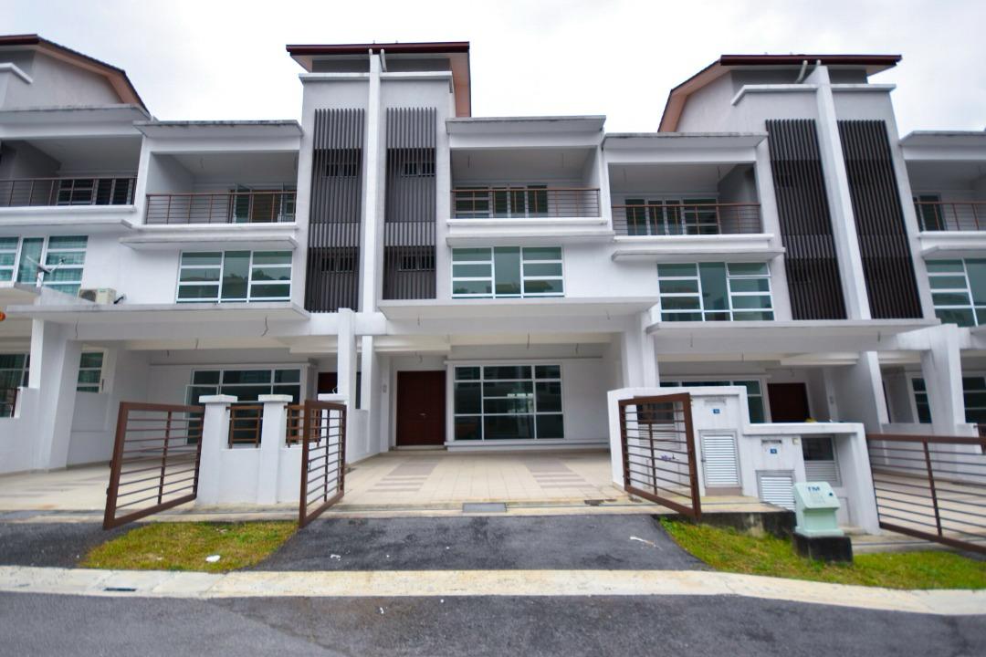 Putra Residence, Taman Equine, Seri Kembangan