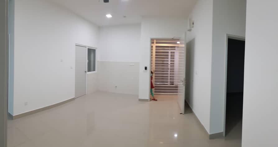 Saville Dlake Puchong - photo 2