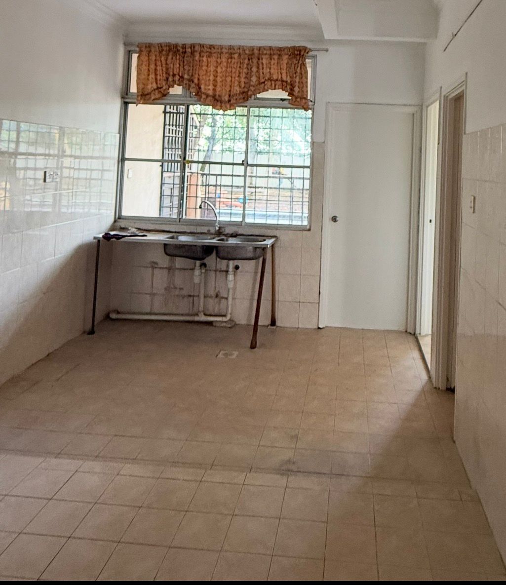 USJ 22 - photo 4
