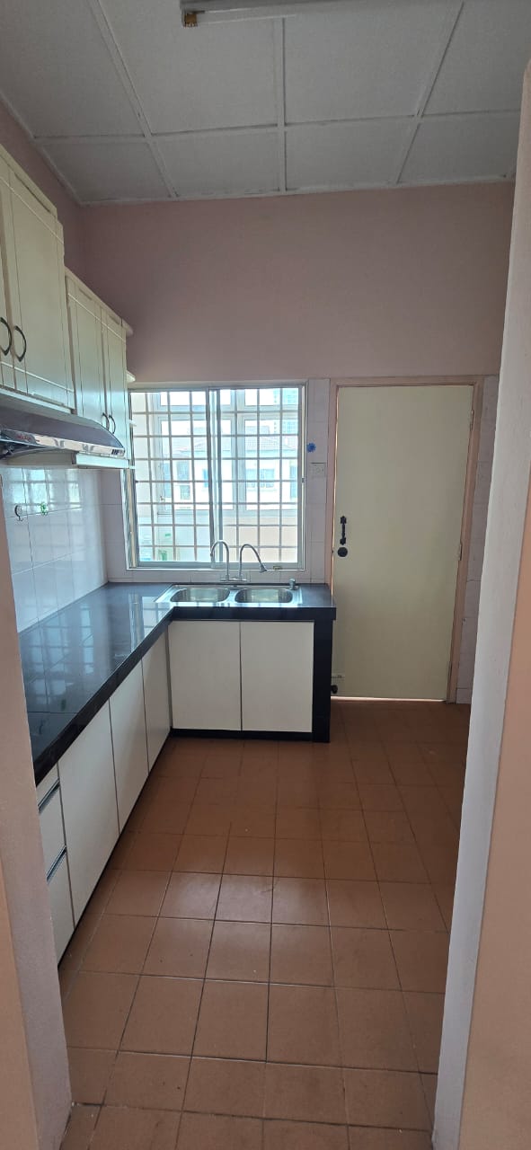 Lotus Apartment - photo 3