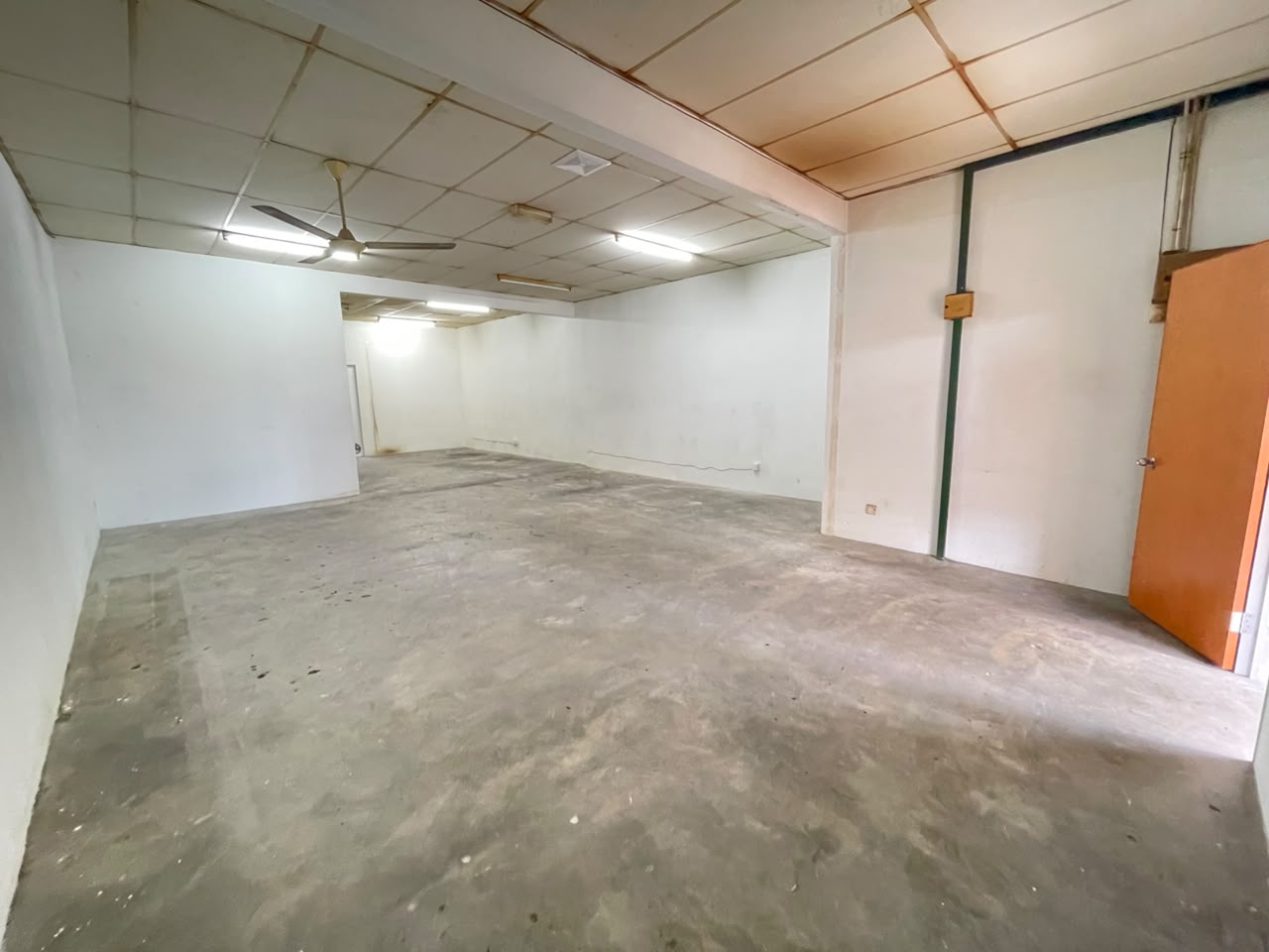 Pusat Perdagangan Seri Kembangan - photo 2