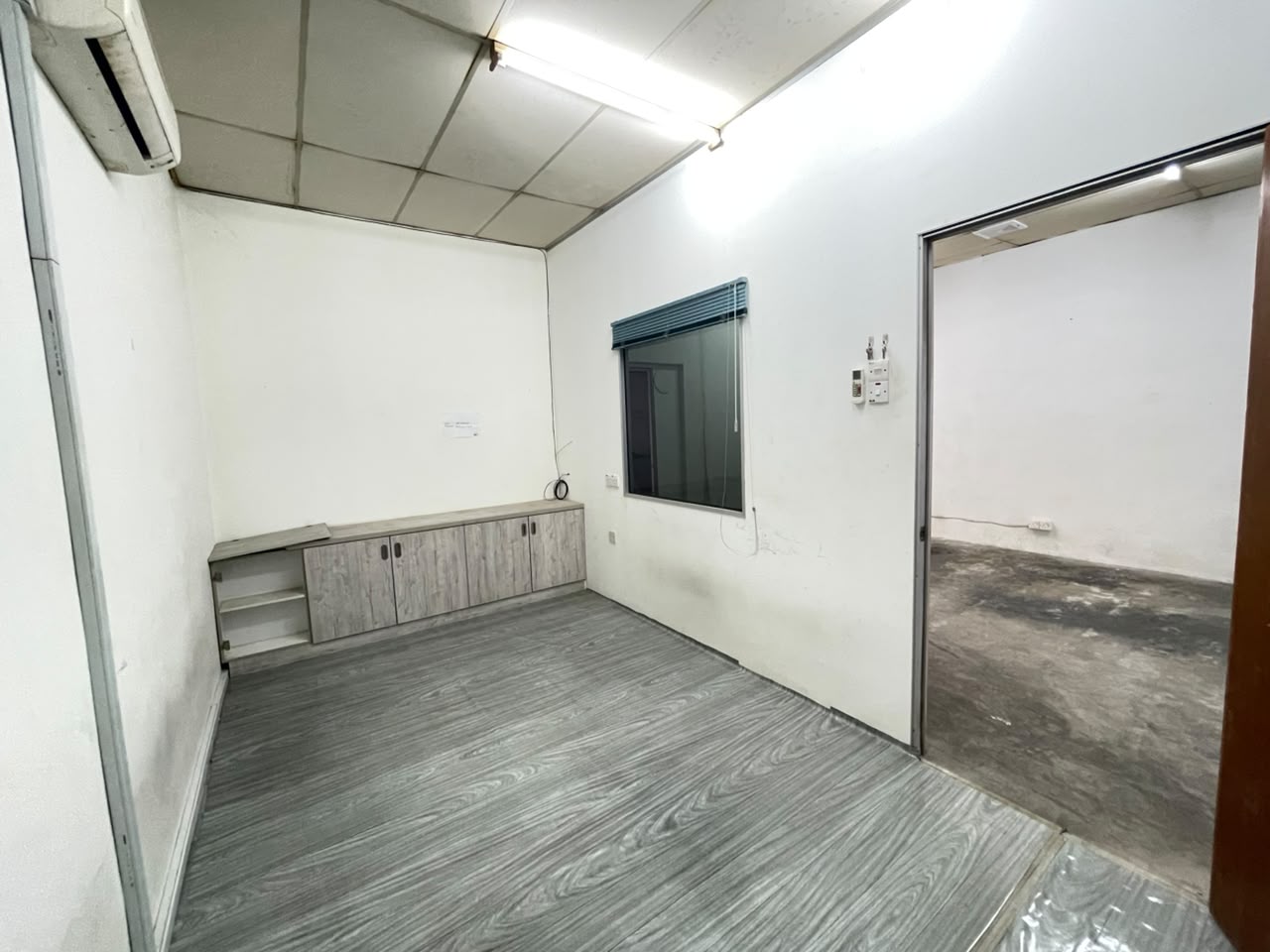 Pusat Perdagangan Seri Kembangan - photo 4