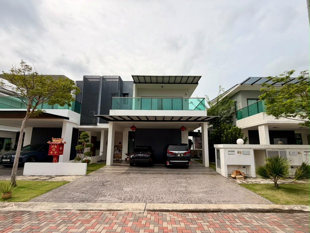 D Island Semi D