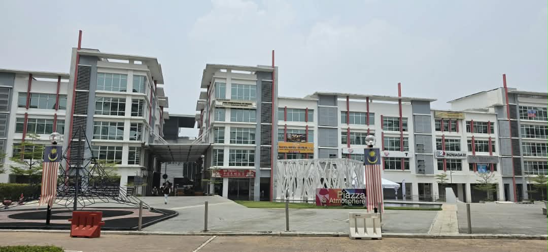 The Atmosphere, Seri Kembangan - photo 8