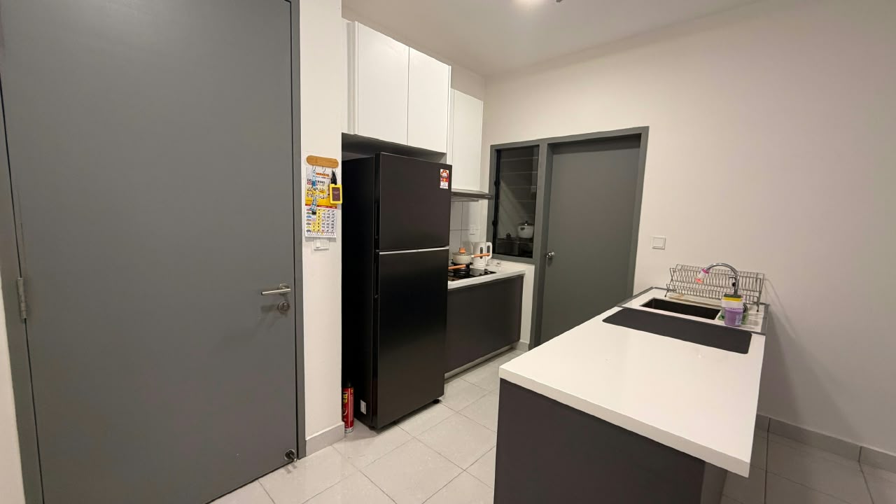 E Island Lake Haven, D Island Puchong - photo 4