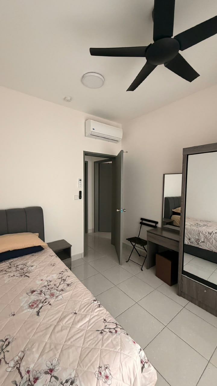 E Island Lake Haven, D Island Puchong - photo 10
