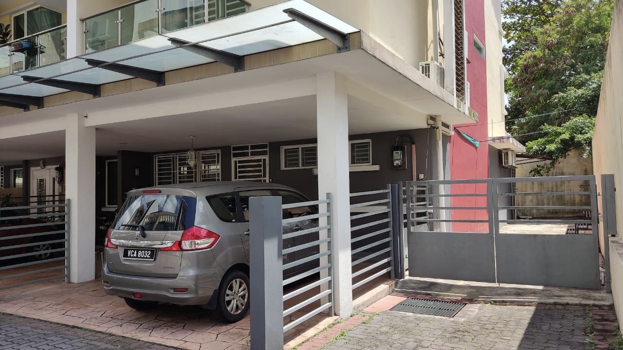 Tiara Permata Residensi, Kayu Ara