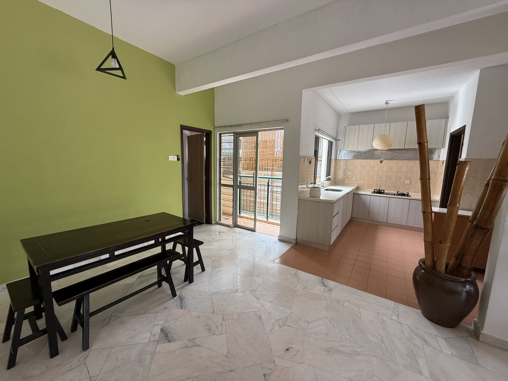 Taman Equine Townhouse - photo 6