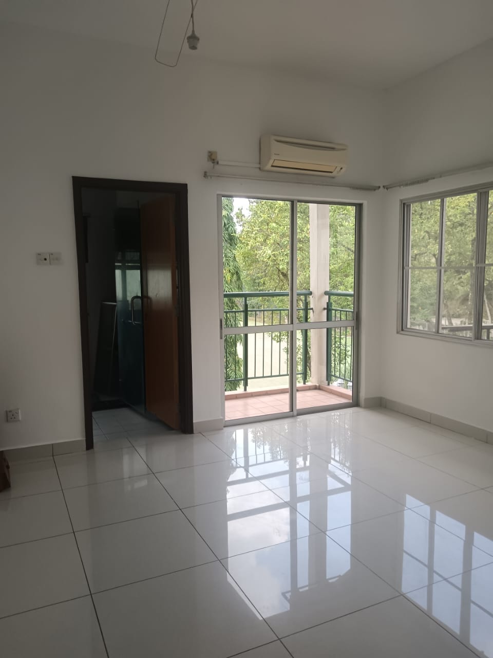 Taman Equine Townhouse - photo 6