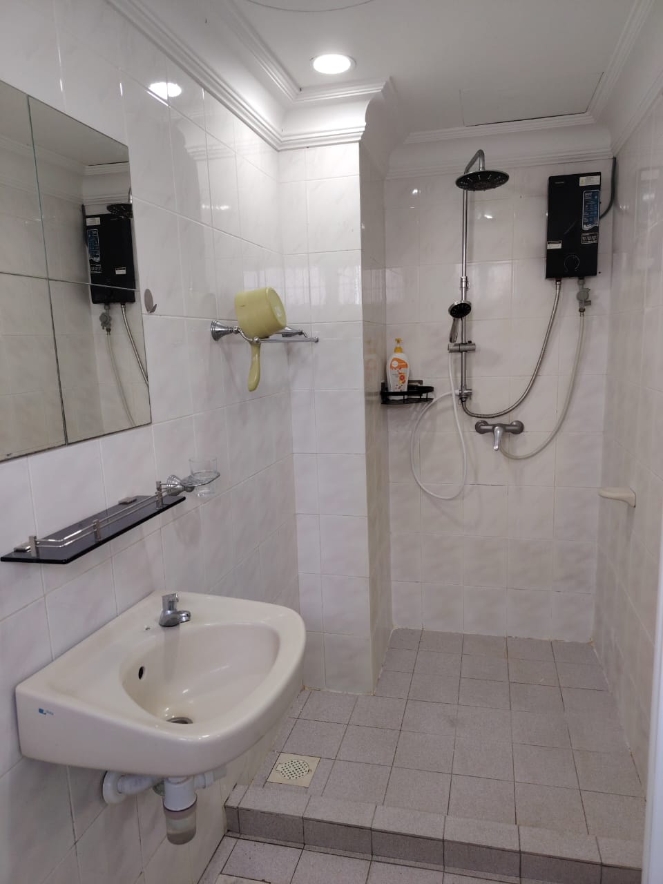 Endah Ria Condo - photo 10