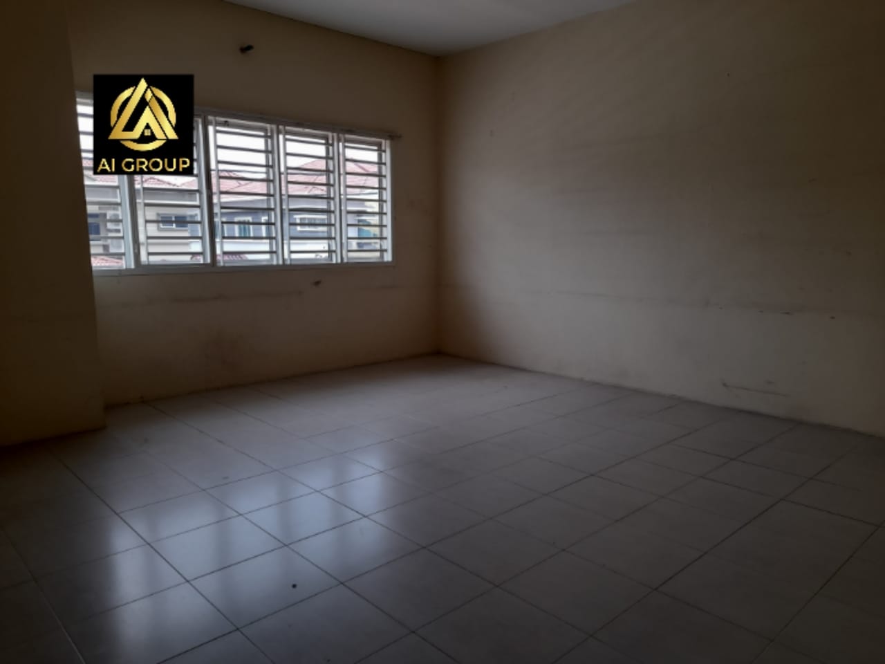 900k taman saujana - photo 4