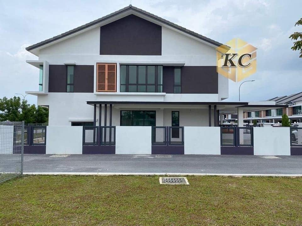 1250000 Athira bukit raja
