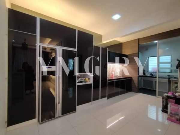 1618000 Bandar Botanic - photo 2