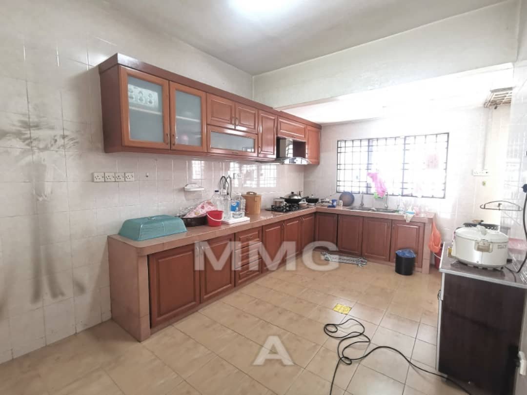 618k bandar botanic - photo 2