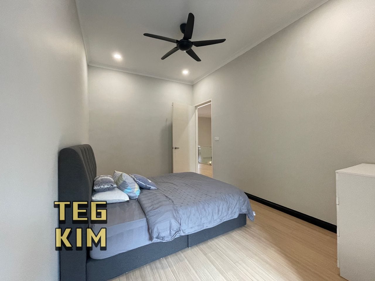 1050000 Anggun 1 - photo 6