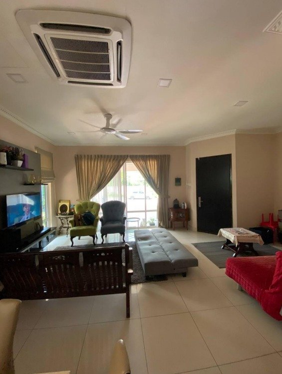 1200000 Anjung Sari - photo 1