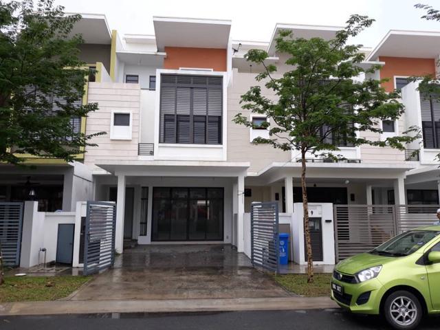 899k emerald alam impian
