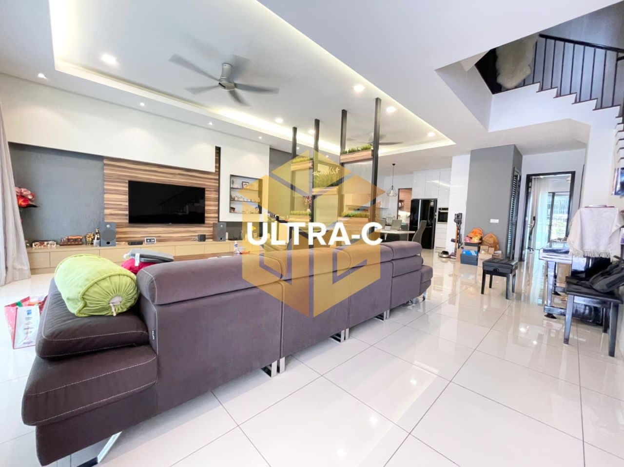 1880000 Duta Villa - photo 1