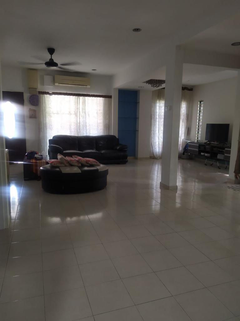 828k setia indah 11 setia alam - photo 4