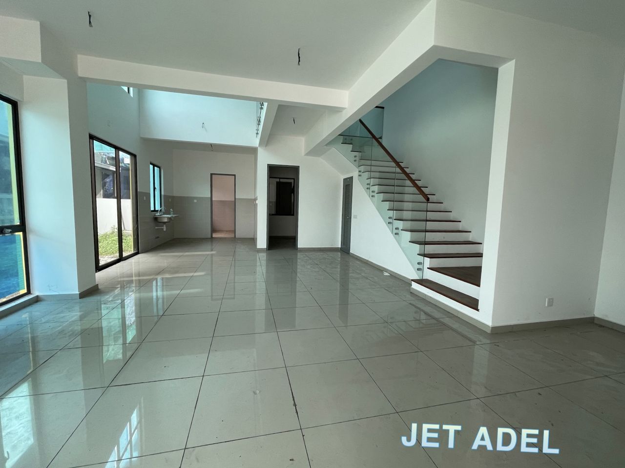 1400000 setia utama 1 - photo 2