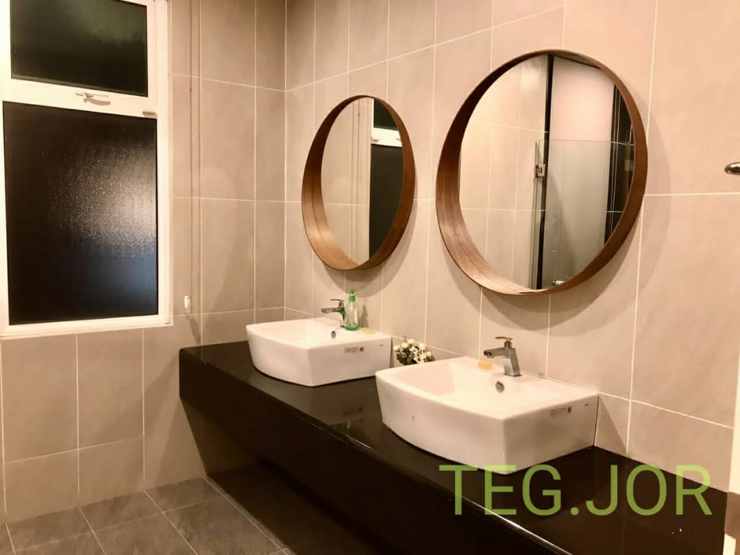 1850000 dlaman greenville - photo 12