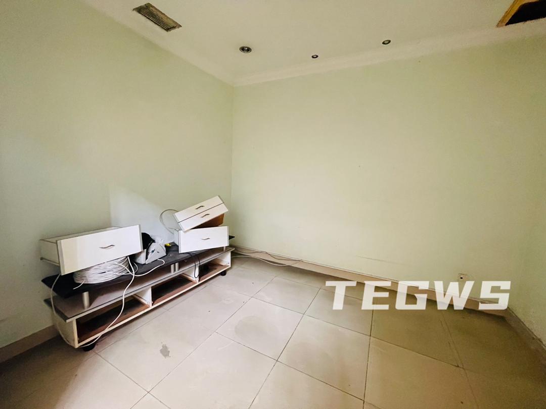 558k taman berkeley - photo 3
