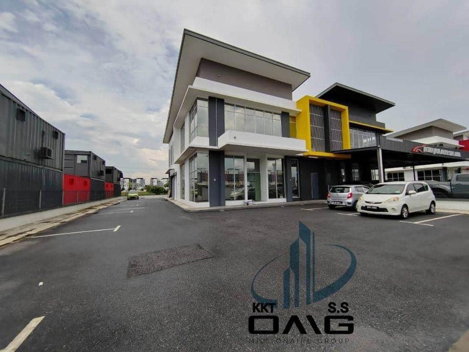 4500000 bukit raja