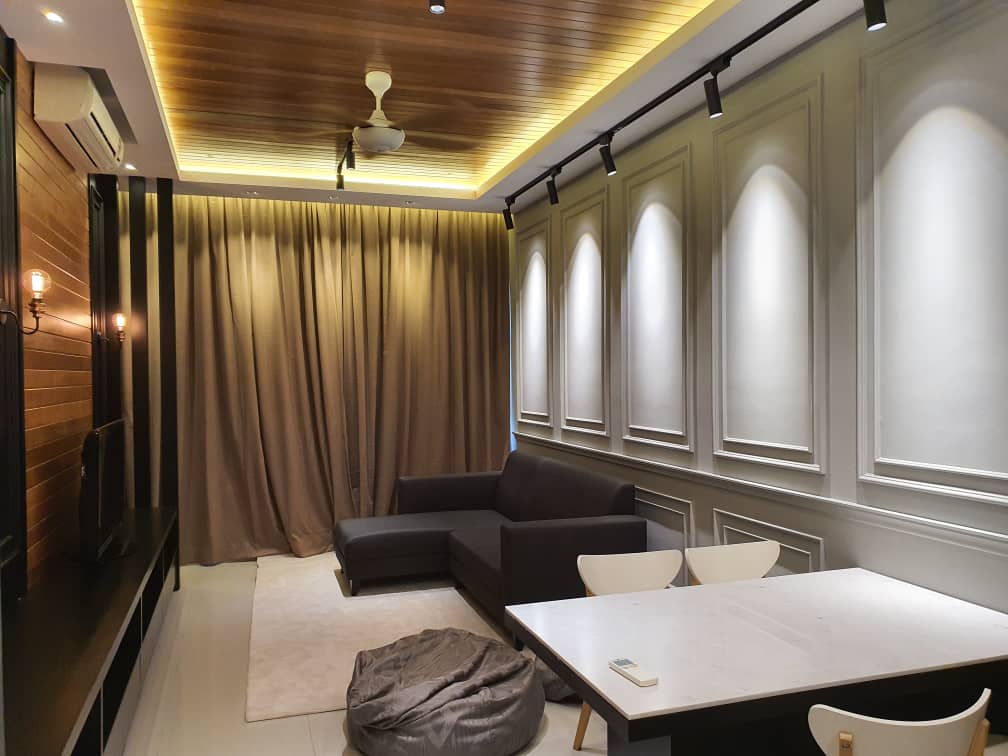 Lakeville Residence