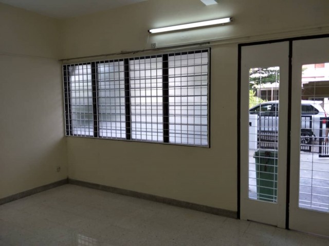 Double Storey Terrace Tanjung Bungah - photo 3