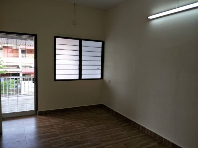 Double Storey Terrace Tanjung Bungah - photo 5