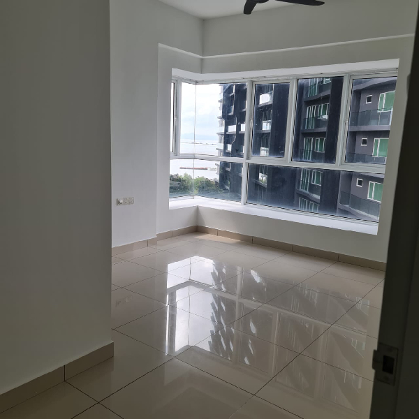 Tropicana Bay Residence - photo 1