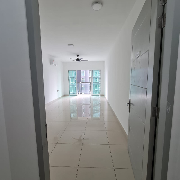 Tropicana Bay Residence - photo 3