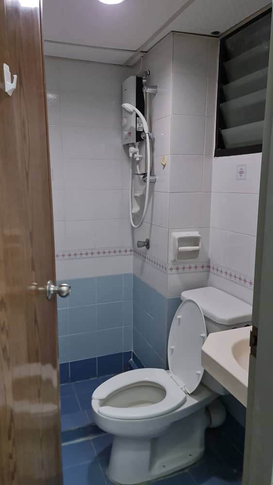 Midlands Condo for Rent - photo 2