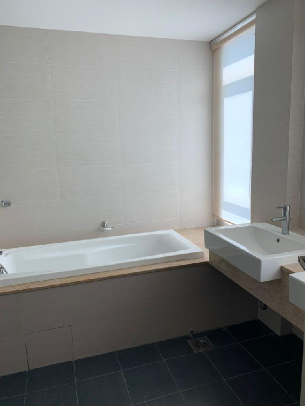 Baystar Condo for sale - photo 11