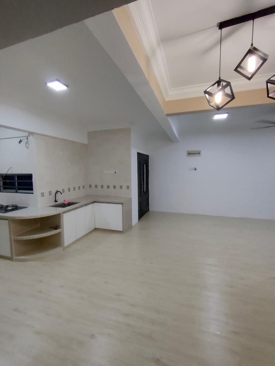 Sri Kristal for Sale - photo 2