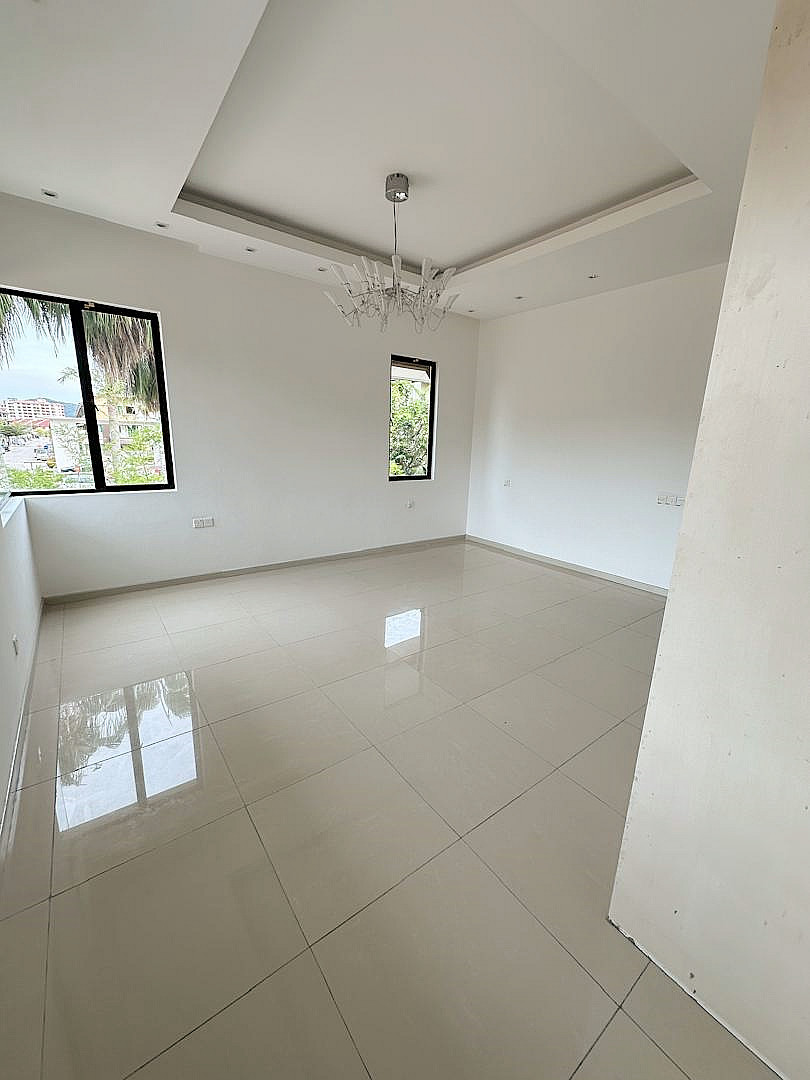 Southbay Residence 20063 - photo 6
