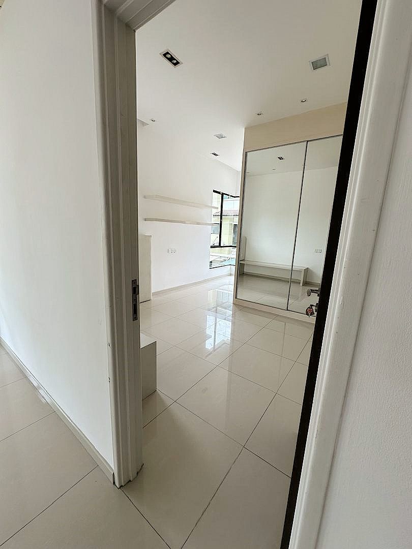 Southbay Residence 20063 - photo 7