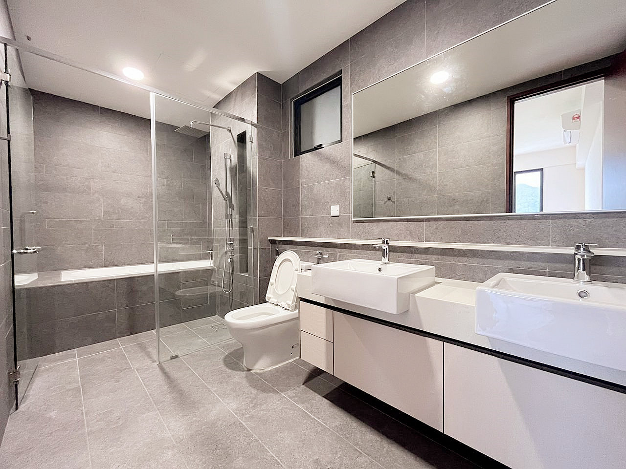Muze PICC 20648 Rent - photo 7