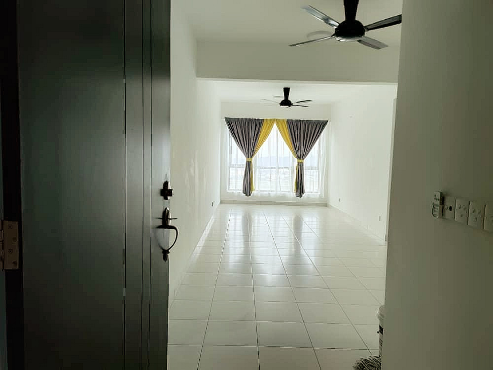 One Foresta 22845 Airport View - photo 4