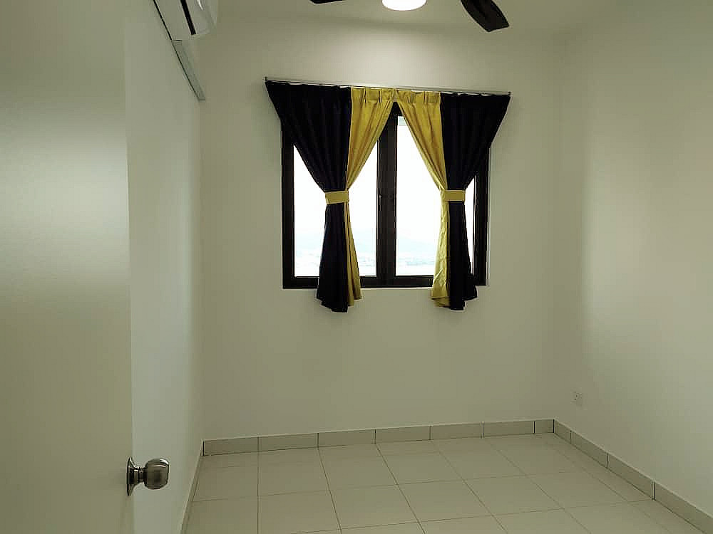 One Foresta 22845 Airport View - photo 6