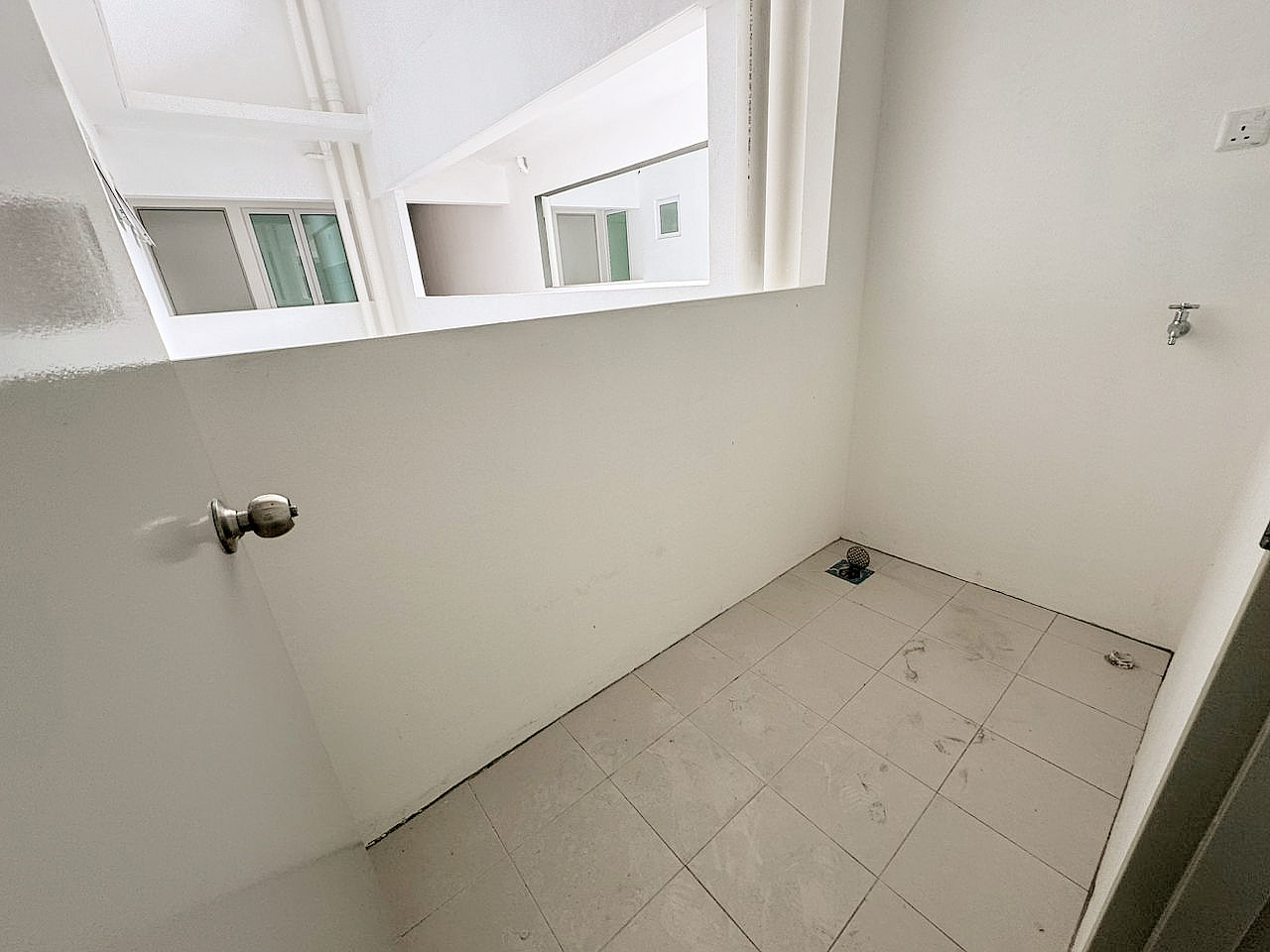 The Zen Sea InterCorner Mid Floor - photo 5