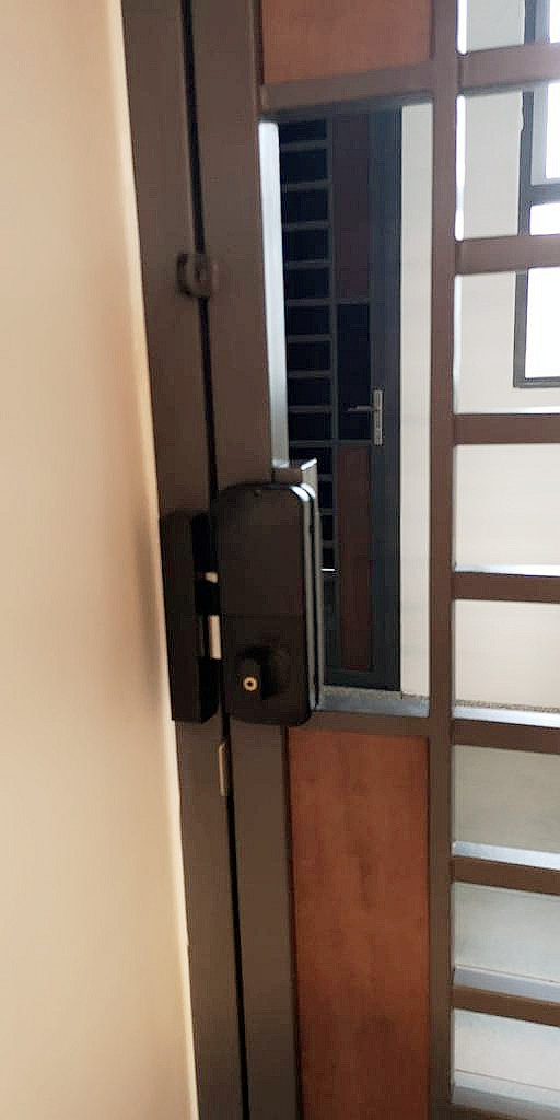 Q1 9804 - photo 2