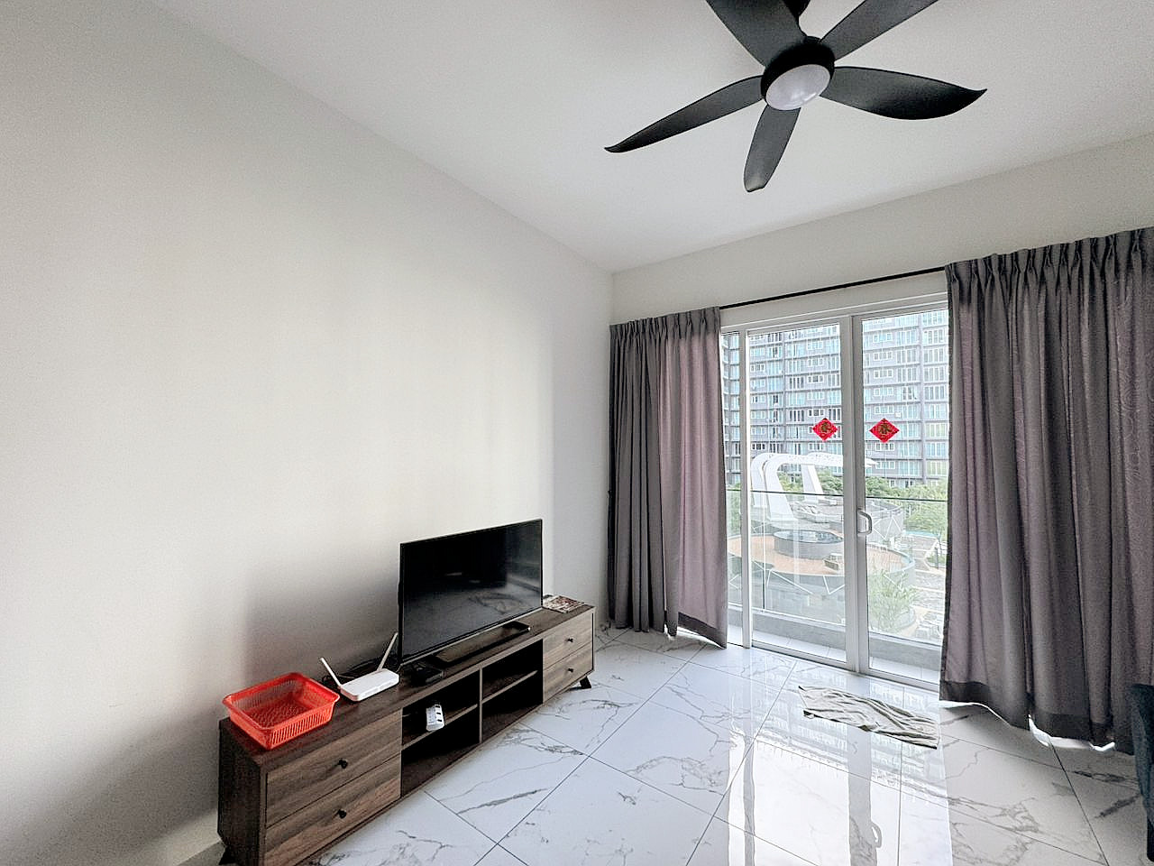 Quaywest,18009 - photo 1