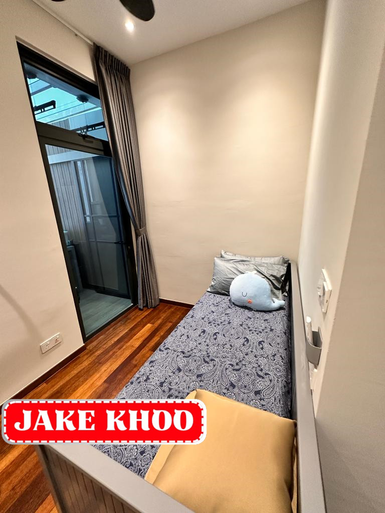 Q1 , 22289 - photo 13