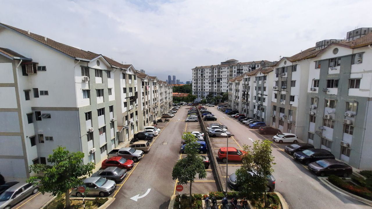 Pangsapuri Mayang, Taman Puncak Jalil - photo 2