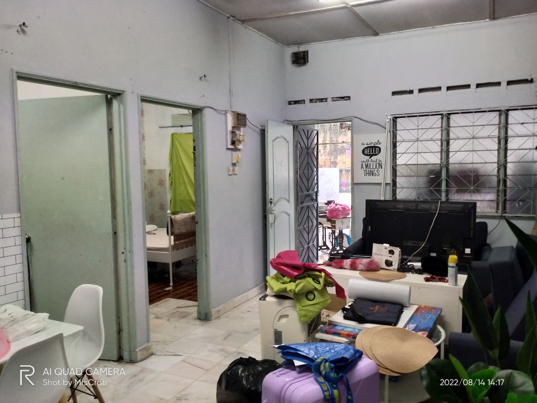 Single Storey, Taman Johor Jaya for SALE - photo 3