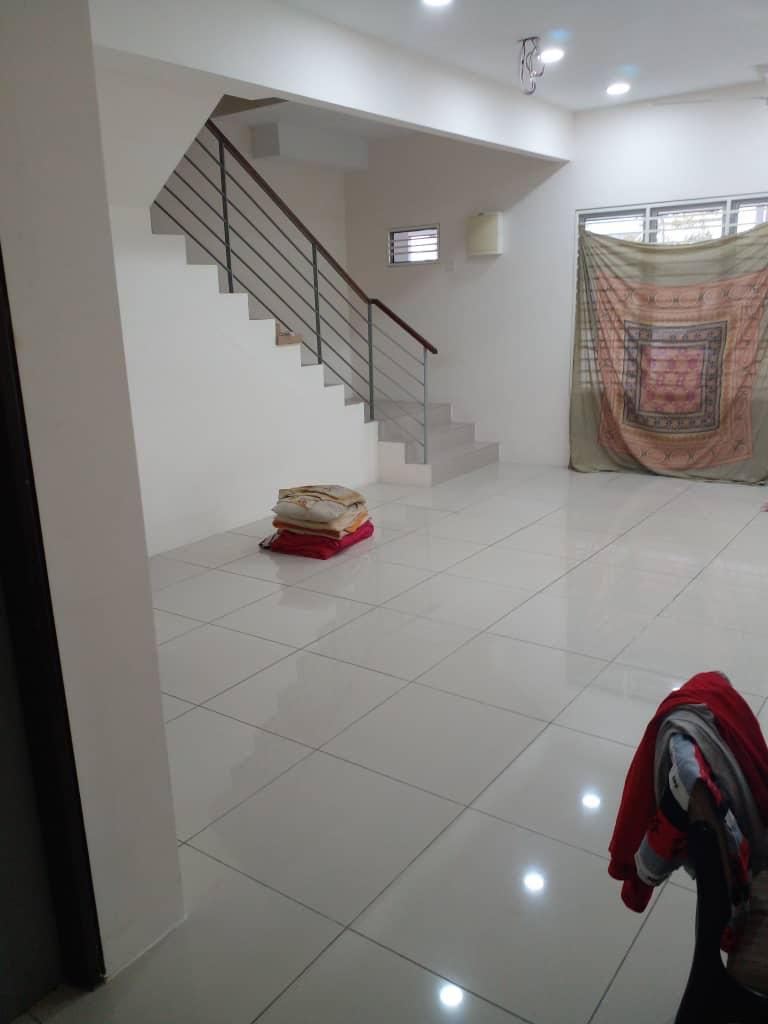 Irama Perdana lBS, Puncak Alam - photo 2