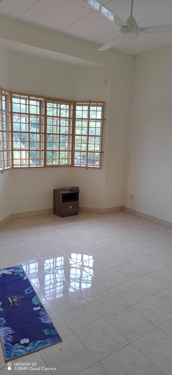Bandar baru bangi, seksyen 3 double storey - photo 2